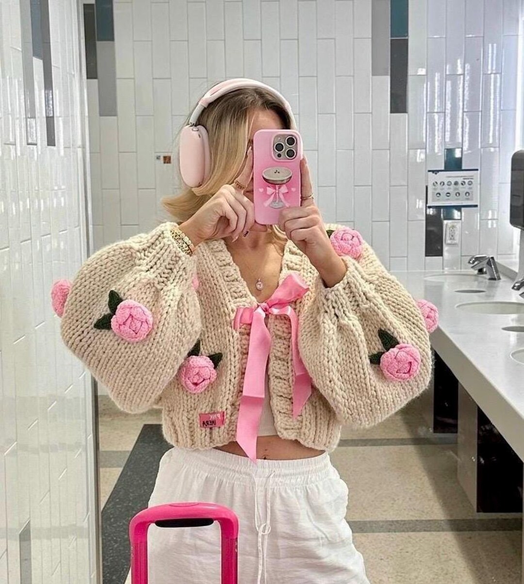 Rose flower motif cardigan 【white】 NEW Boutique Girls Floral Pink White Flower Cardigan Sweater