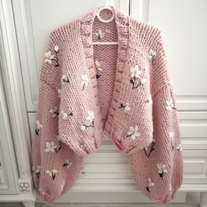 Pnkimera, Pink floral embroidered cardigan, elegant hand knitted cardigan, thick knit cardigan, gift for her