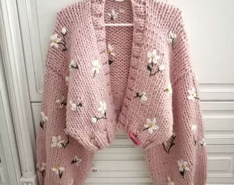 Pnkimera, Pink floral embroidered cardigan, elegant hand knitted cardigan, thick knit cardigan, gift for her