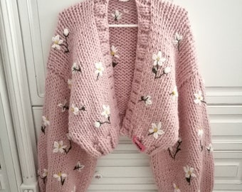 Pnkimera, Pink floral embroidered cardigan, elegant hand knitted cardigan, thick knit cardigan, gift for her