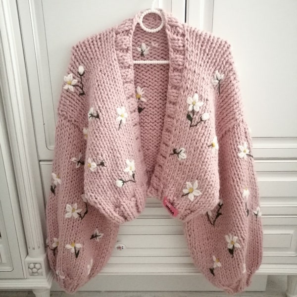 Pnkimera, Pink floral embroidered cardigan, elegant hand knitted cardigan, thick knit cardigan, gift for her