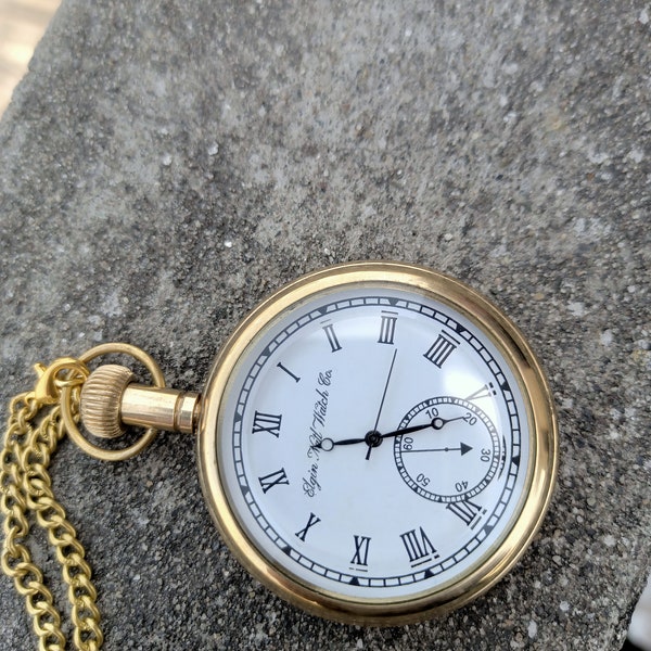 Ancienne montre de poche Elgin en laiton gravé avec chaîne, cadeau vintage pour lui