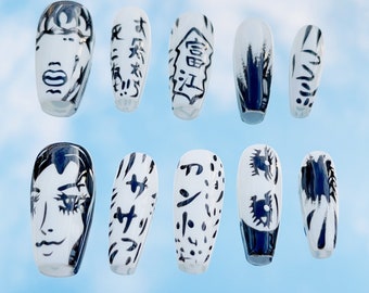 Hand-painted anime fake nails/Japanese manicure/customizable style and size/black and white fake nails/party holiday gift/ladies gift