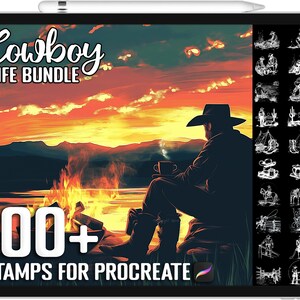 Puede incluir: Una ilustración digital de un vaquero sentado junto a una fogata al atardecer. La imagen es una ficha de producto para un conjunto de más de 100 sellos de Procreate con ilustraciones de temática vaquera. El texto "Cowboy Life Bundle" y "100+ Stamps for Procreate" es visible en la imagen.