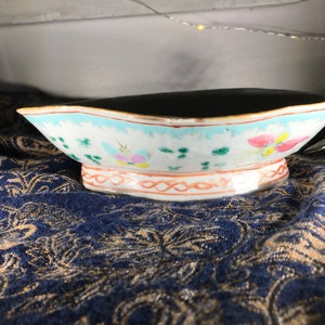 19th Cent Famille Rose Late Qing Offering Dish with Butterflies