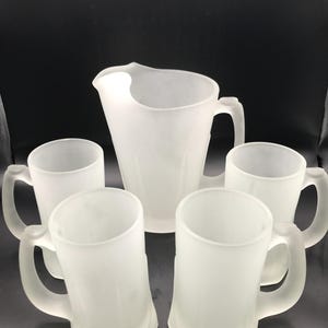 Pitcher with Set of 4 Tiara Clear Frosted Glass Beer Tankards Mugs Steins