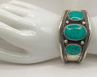 Antique Handmade Afghan Turquoise Bracelet - Vintage 3-Stone Jewellery, Turquoise Gemstones, Unique Artisan, Bohemian Style Gift"