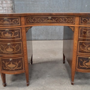 Kidney desk