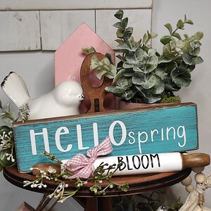 Ανοιξιάτικη διακόσμηση/Δίσκοι με επίπεδα/Spring Tier Tray Decor/Spring Signs /Tier Tray Decor/Hello spring/Seasonal Tier Tray Decor