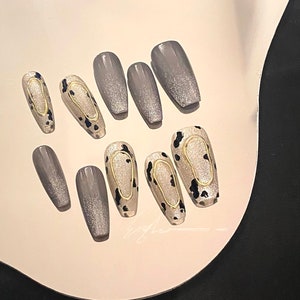 Handmade Press-on Nails silver grey fake nail stick nail acrylic nail art makeup and cosmetics luxury press-on nail acrylic nails on sale