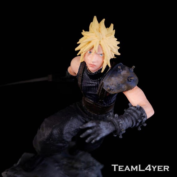 Final Fantasy VII Cloud Sephiroth 25-38cm Resin - 3D Print Final Fantasy VII Cloud Sephiroth 25-38cm Resin - 3D Print