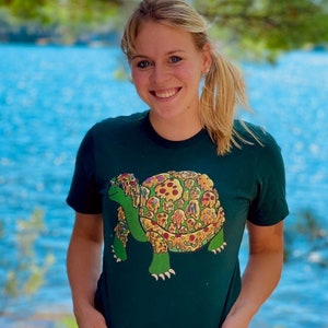 Turtle shirt, pizza tshirt, pizza lover gift, turtle lover shirt, save the turtles, pizza tee, animal graphic tee, pizza party shirt, turtle