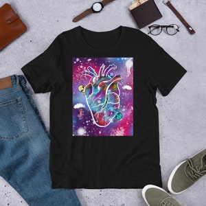 Alien graphic tshirt, funny alien shirt, alien shirt, alien graphic tee, space tshirt, valentines shirt, alien themed gift, alien lover tee