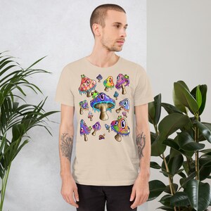 Mushroom Shirt, Psychedelic Shirt,  Magic Mushroom Tee,  Trippy Mushrooms, Trippy Graphic Tees, Frog Tee, Tree Frog shirt