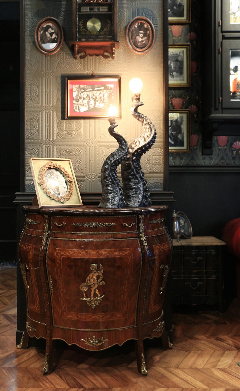 Set of 2 Tentacle Kraken Octopus Lamps, Lovecraft gothic sculpture table lamp Cthulhu mythos Fantasy Unique vintage statue designer lantern image 2