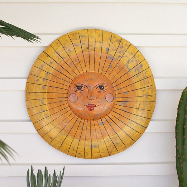 Metal Sun Face Wall Decor Indoor Outdoor Wall Art 18.5" Diameter