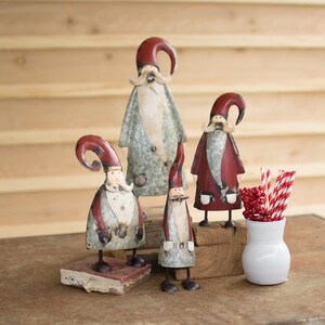 Santa Claus Figurine Sculpture Christmas Holiday Decor Set of 4