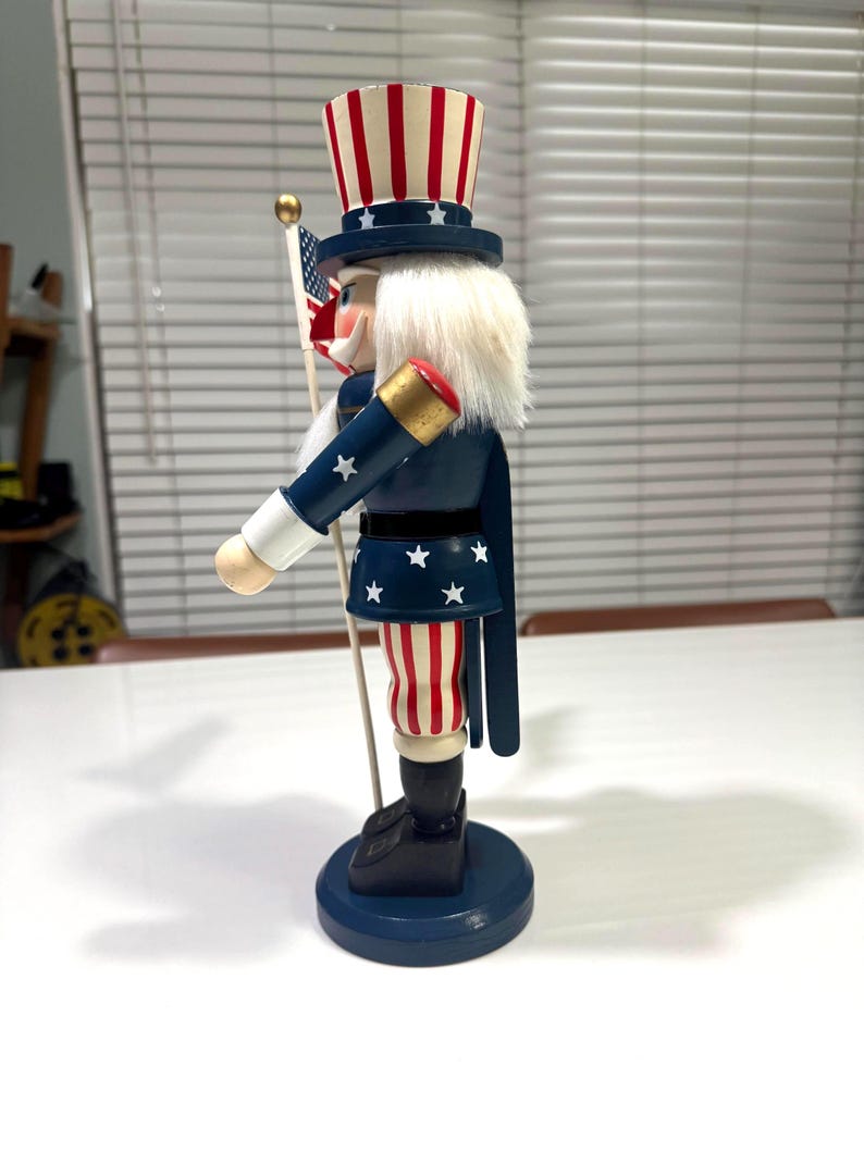 Kurt Adler Hollywood Nutcracker - Thumbnail 5