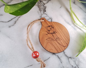 Cherry Hardwood Ornament, Rose & 2025 Engraved, Natural Twine, Made in Canada