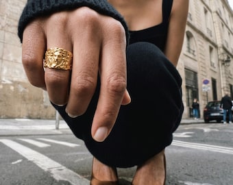 Vintage Gold Medusa Textured Ring, Adjustable Wide Band Jewelry