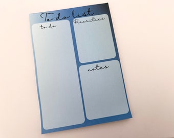 Blue gradient to do list notepad
