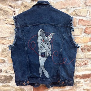 Handbeschilderd tweedehands denim vest