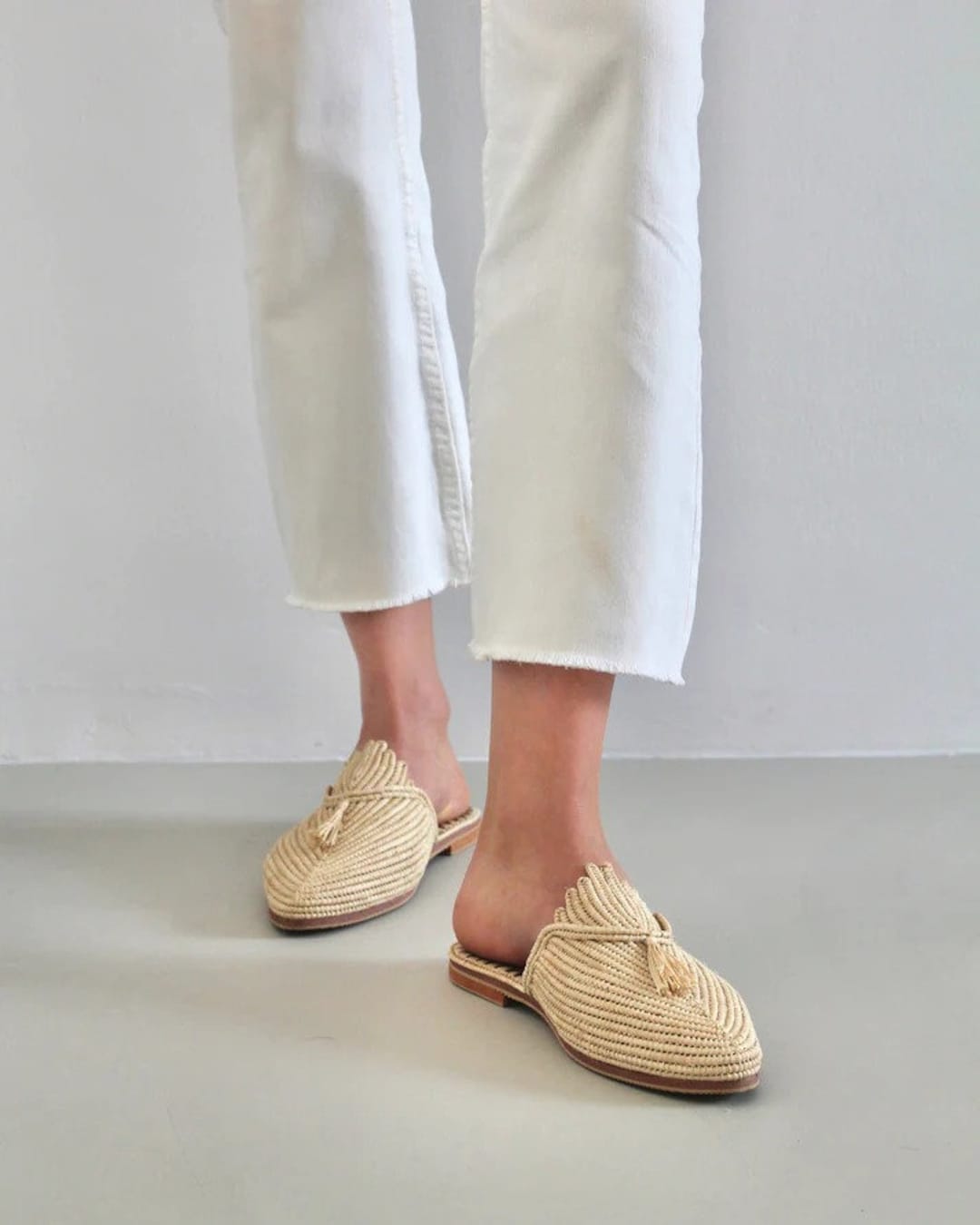 Raffia-effect mule sandals