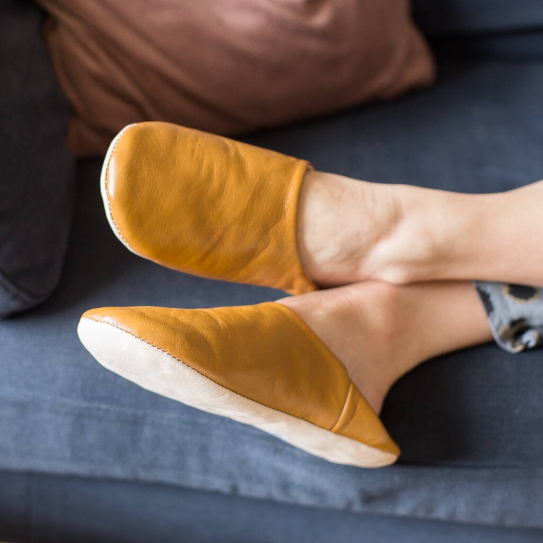 luxury slippers womens