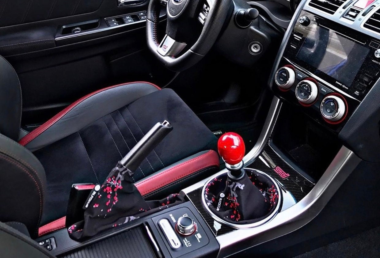 STI Leather/Aluminum Shift Knob - 5MT 