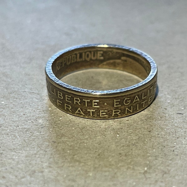 France 20 Centimes coin ring