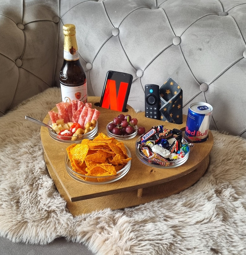 Couchbar mit 4 Glasschalen handgefertigt Holz Personalisierbar Snackbar für Weingläser Sofabutler Sofa Tablett Snackbox Bild 2