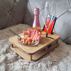 Weinbar YOLO mit 2 Glasschalen handgefertigt Couchbar Snackbox personalisierbar Geschenk Bild 2