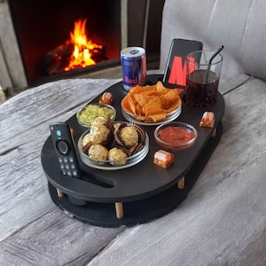 Bankbar met 4 glazen schaaltjes in zwarte snackplank snackbar snackbox