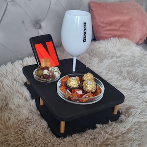 Wine bar YOLO with 2 glass bowls black Couchbar Snackbox
