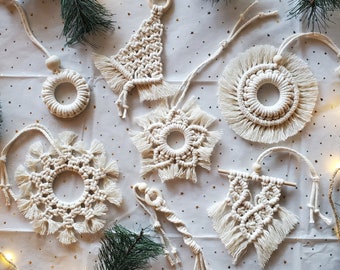 Macrame ornaments discount