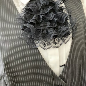 Lace Jabot