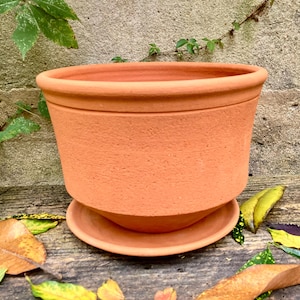 TERRACOTTA CLAY PLANTER #97. Handmade ceramic pot for plants. Natural, porous clay.