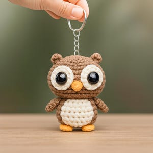 Baby Eule Schlüsselanhänger Häkelanleitung: Amigurumi PDF (Digital Download)
