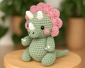 Tricerabloom Crochet Pattern, Amigurumi Flower Dinosaur (Digital Download)