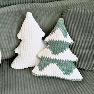 Christmas Tree Pillow Crochet Pattern, No Sew Crochet Pattern, Winter Amigurumi, Beginner Crochet Projects, Chunky Chenille Plush Yarn