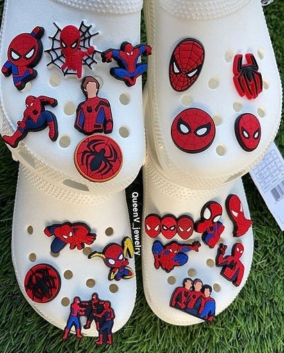 CROCS CHARMS-JIBBITZ-SPIDERMAN – Chicos & Chicas Shoes