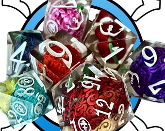 Conjunto de dados de frutas pintados à mão: 7 dados estilo D&D