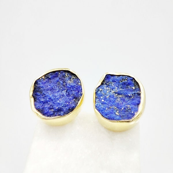 Raw Lapis Lazuli Earrings by Glafx, Minimal Round Lapis Lazuli Earrings, Mini Lapis Lazuli Studs, Dainty Lapis Lazuli Earrings, Silver/ Gold