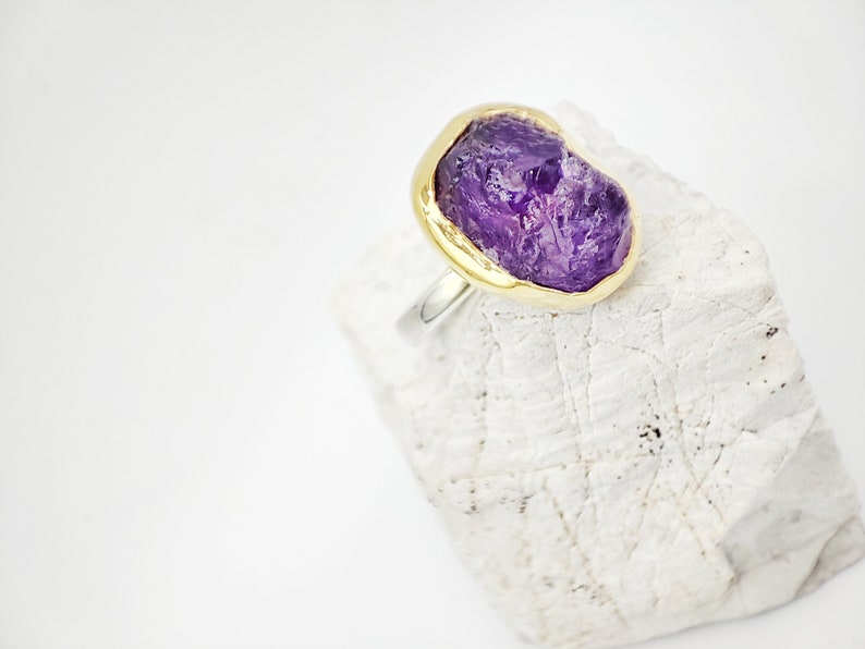 Large Chunky Natural raw amethyst gemstone ring with 925 silver and 18k gold by Glafx Jewelry