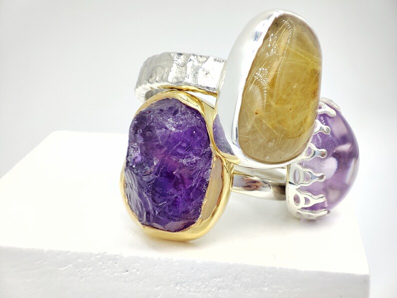 Stacking Chunky Natural raw amethyst gemstone ring with 925 silver and 18k gold by Glafx Jewelry