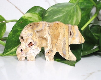 Crazy Lace Agate Crystal Bear Carving, Gemstone Bear Figurine, Animal Totem Statue, Healing Crystal Gift, Nature Lover Decor