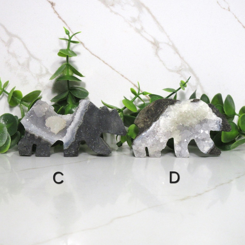Blue Amethyst Crystal Bear Carving, Druzy Blue Gemtone Statue, Hand-Carved Stone Bear Figurine, Nature Home Decor, Animal Lovers Gift image 5