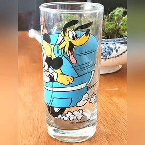 Vintage Disney Mickey Mouse & Minnie Mouse Drinking Glass | Pluto Cartoon Tumbler | Retro Disney Collectible | Character Glassware Bild 2