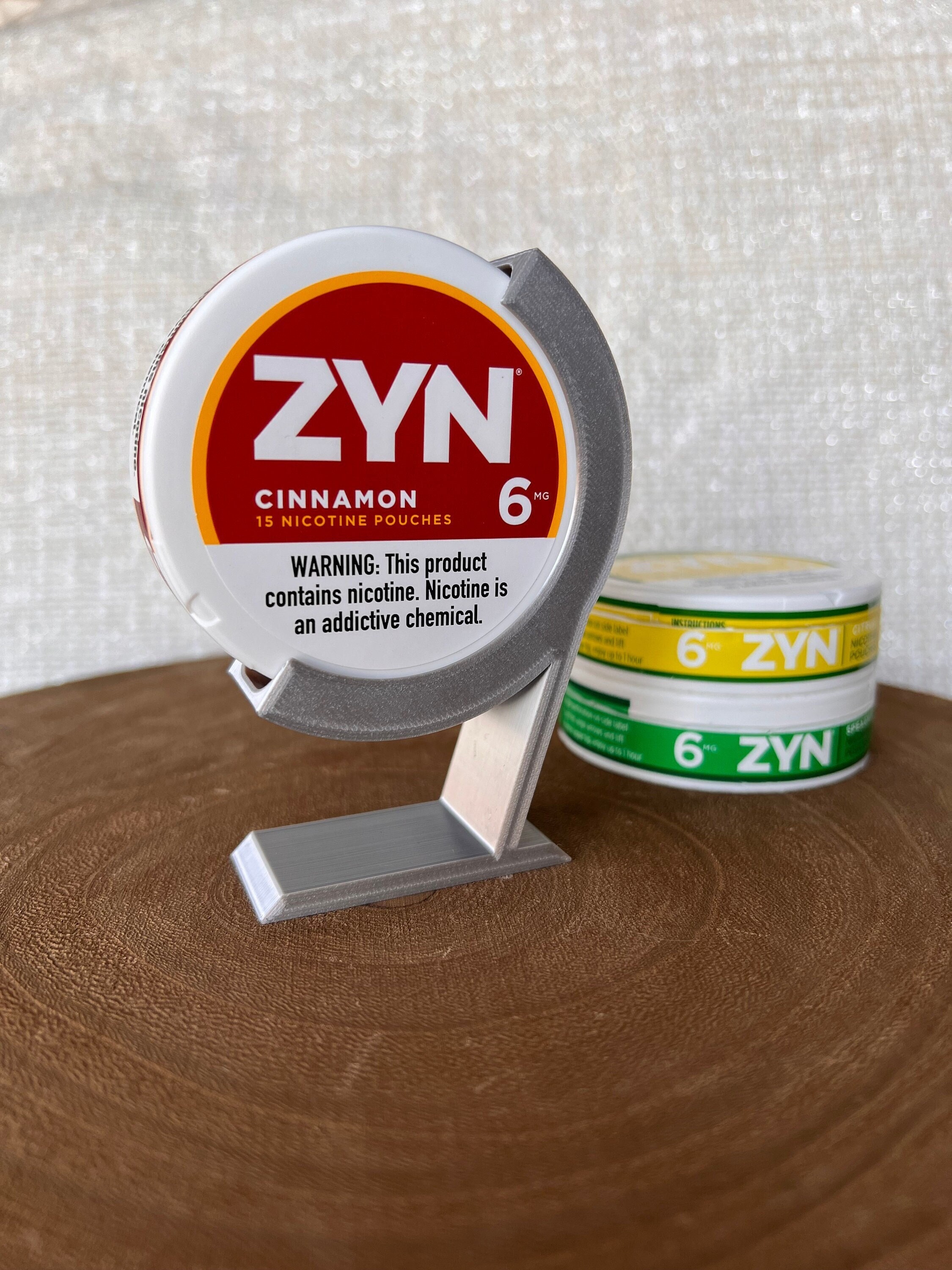 Zyn Can Magnetic Stand 