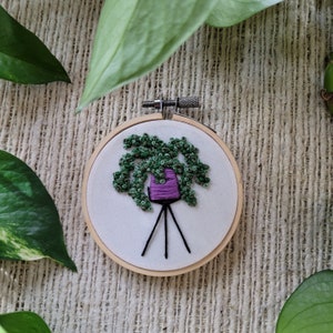 Houseplant on Stand Embroidery Hoop, French Knot Houseplant, Wall Art, Indoor Plant Embroidery, Plant Lover